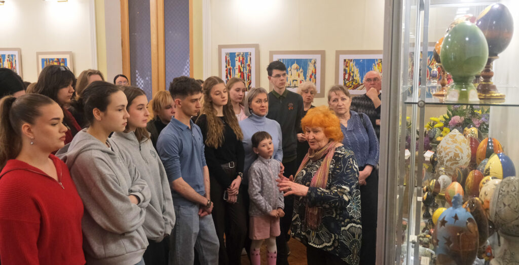Путешествие в мир  традиций