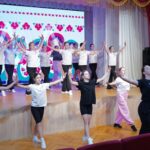 photo_5233231171745943375_y