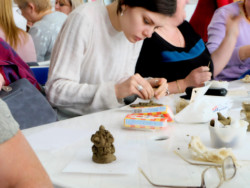 Россия женским именем зовётся