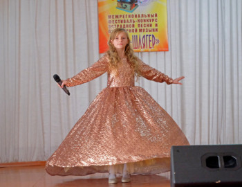 межрегиональный фестиваль эстрадной песни и популярной музыки «Ретро-шлягер»