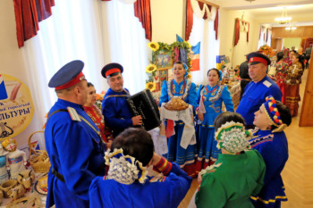 межрегиональный праздник «День казачки»