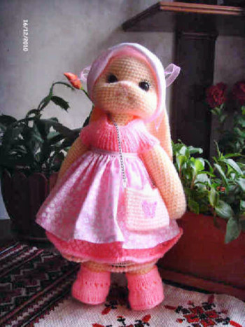 Зайка Ягодка