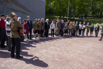 Поём и пишем о войне