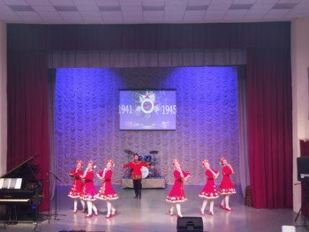 Фронтовые бригады продолжили поздравлять жителей края с наступающим праздником Великой Победы