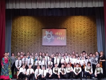 Фронтовые бригады продолжили поздравлять жителей края с наступающим праздником Великой Победы