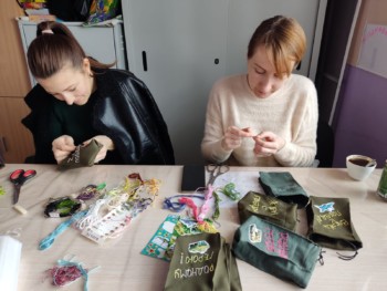 Своими руками для своих