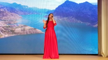 Хочу любовь провозгласить страною…